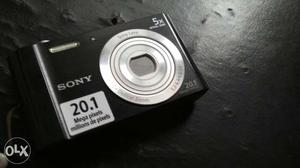 Sony 20 megapixal One Year old