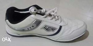 Unused shoes mrp 899 for sale in 450 size
