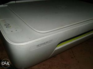 White HP Deskjet Printer