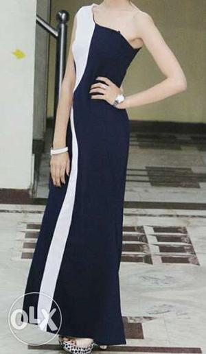 Women's Blue And White One-shoulder Bodycon Long Gown