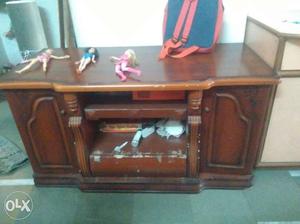 2/4 brown wooden TV Table