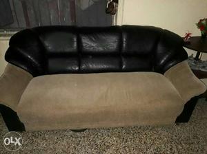 3 seater sofa set for sale good condition looking