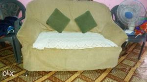 3 sitar sofa set good condition with washable