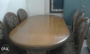 9 months old dining table. Mint condition