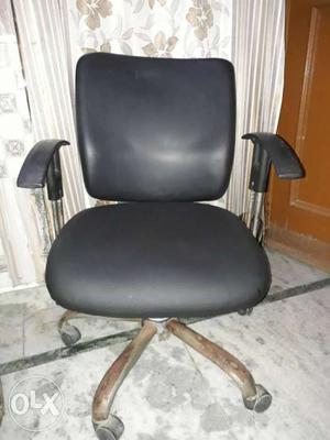 Black Leather Rolling Chair