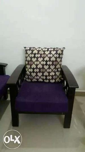 Black wooden single sofa chair for sale