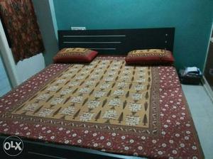 Brand new 6*6 full size newly bed heavy with mattres