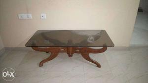 Center table in good condition. Proper furnished