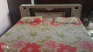 Double Bed Very good condition with useful bed