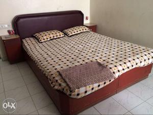 Double bed with side tables and matress