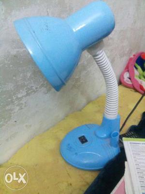 Electric lamp in good condition