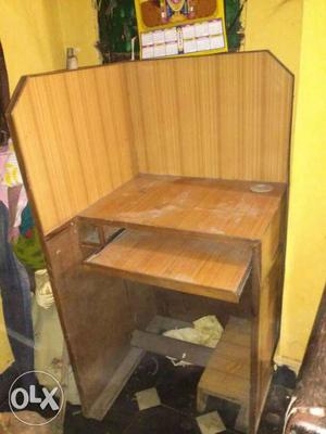 Internet Cafe table heavy wood table short time very good