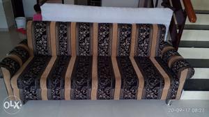 Pure saagh wood freaming sofa 4 seat