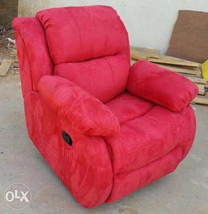 RECLINERS - wid 1 yr warranty Recliners with Cup holder