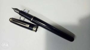 Sheaffer prelude black fountain pen, medium nib,