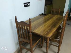 Teal wood dining set With 4 chairs, excellent