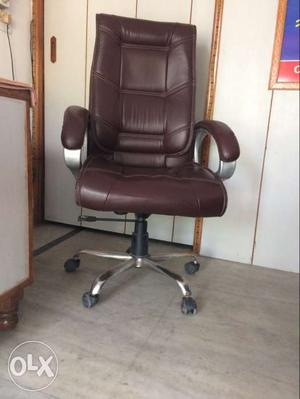 Used Boss Chair like new