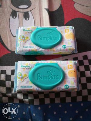 2 Pampers Baby Wipes for sale (64 Wipes in Each