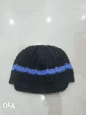Black-and-blue Beanie Hat