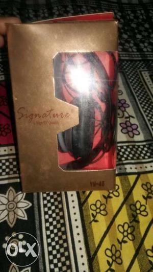 Brand new signature headphone with 3.5mm.. one