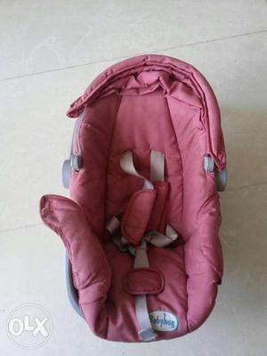 Carrycot in good condition from reputed baby hug