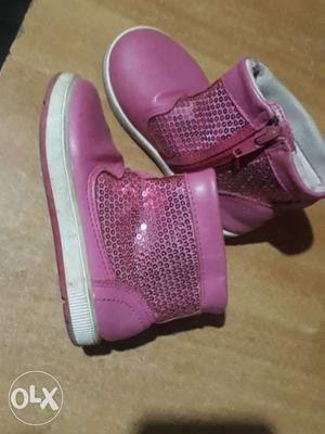 Girl's Pair Of Pink-and-white Boots