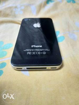 IPhone 4s black colour neat and excellent only