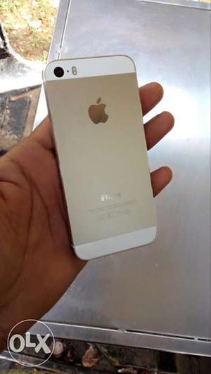 IPhone 5s 16gb gold 1 year 10 month old box and