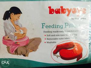 New unused feeding pillow by babyoye for sell.