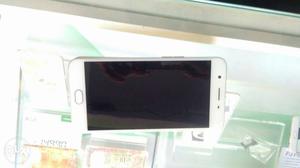 Oppo rose gold only Mobile good condition final