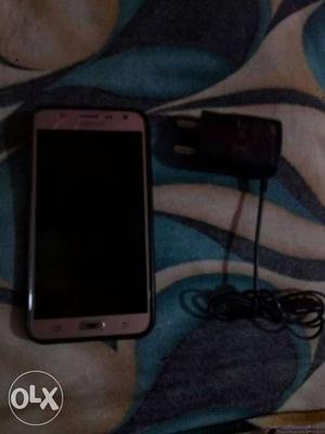Samsung galaxy j7 in good condition fix prize