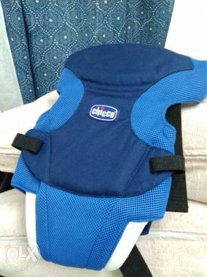 Unused baby carrier, blue from chicco