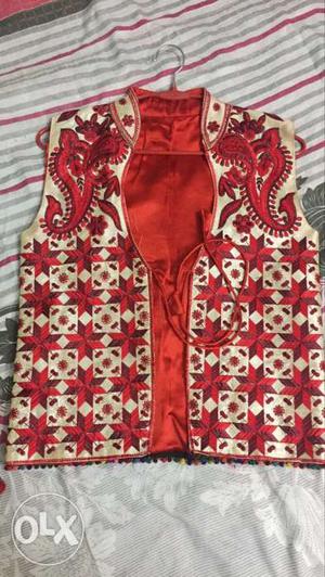WoMen's Red And White Aztec Print Vest