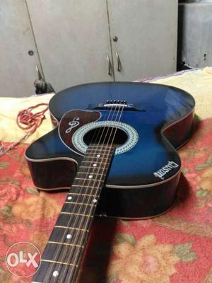 Blue aquatic giveson guitar..new Condition and