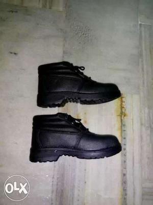 Brand new UK company ENCORE imported black shoe