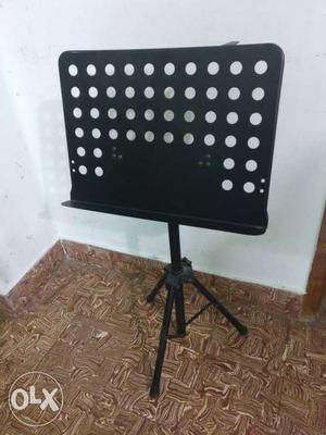 Brand new Violin stand in same new condition.