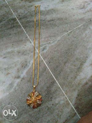 Flower Accent Gold-colored Pendant With Gold-colored Chain