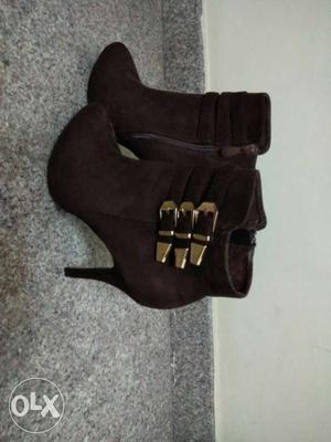 Get Glamr brand new shoes, size 40, 4 inches