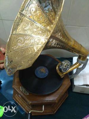 Gramophone still in good working condition