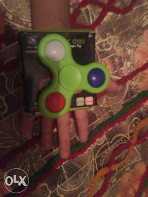 Green 3-lobe Hand Spinner