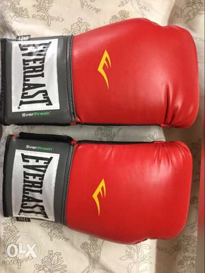 Pair Of Red-and-gray Everlast Training Gloves