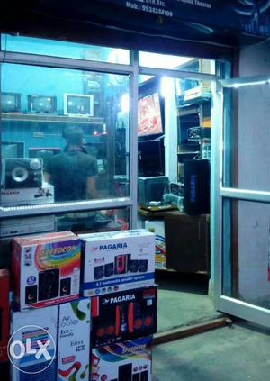 Runing electronics shop with furniture