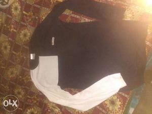 Adidas White And Black Long Sleeve sweet t shirt