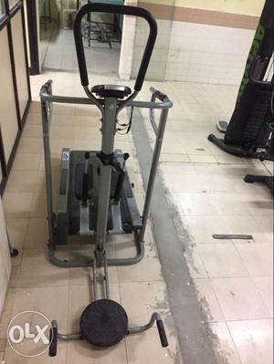 Aerofit 4 in one manual treadmill