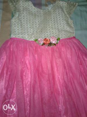 Beautiful pink with netted frock /5-6 years