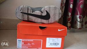 New Nike air precision basketball shoes not used