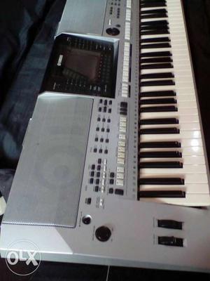 PSR S900 Yamaha Electric Keyboard