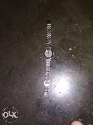 This watch is 2 days old and I am selling it in