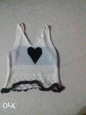 Girl's White And Black Knitted Tank Top