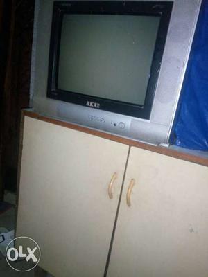 Good condition colour TV